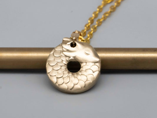 brass dragon,dragon pendant,brass anilmal,dragon necklace,dragon relief,solid brass,metal pendant,circle dragon