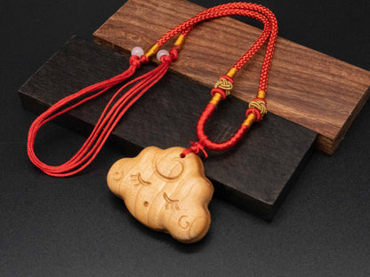 clouds necklace,cute cartoon clouds pendant,clouds jewelry,wood pendant,wood clouds pendant,wood carving,carve wooden pendant,